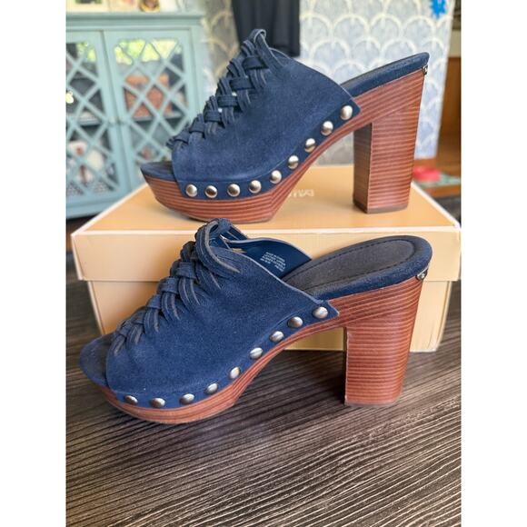 MICHAEL Michael Kors Clog Mule Sandal Sport Suede w/ Metal Studs Sz. 8 - Picture 10 of 10